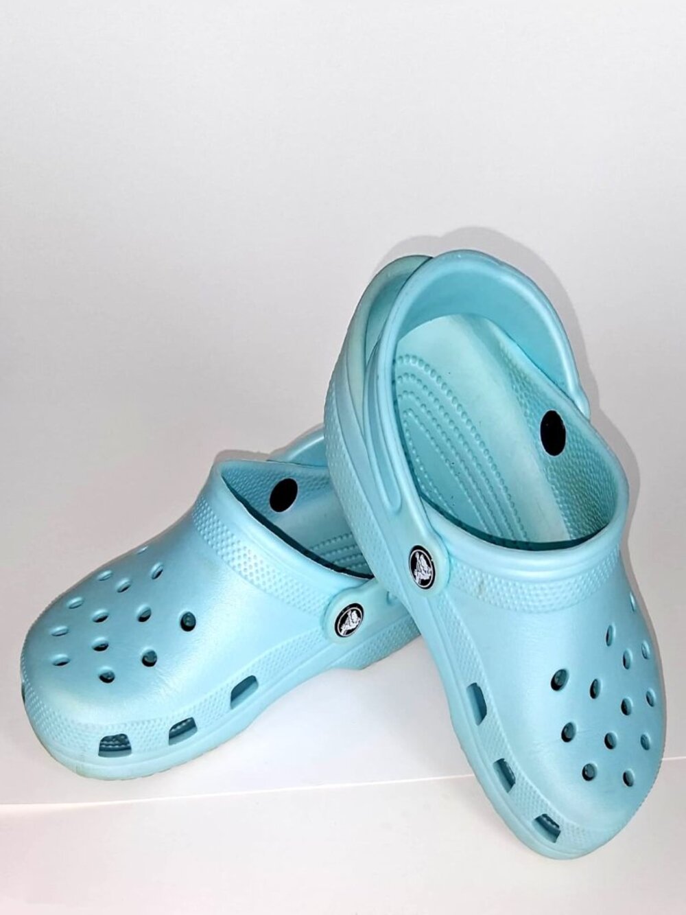 Crocs Classic Clogs Light Blue Pastel size 7